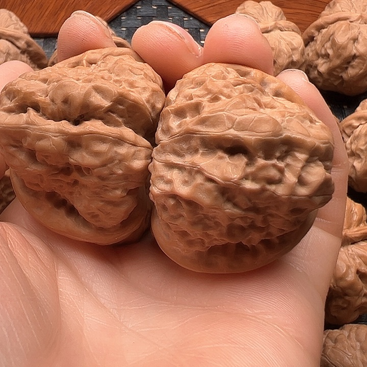 文玩核桃把件边43左右