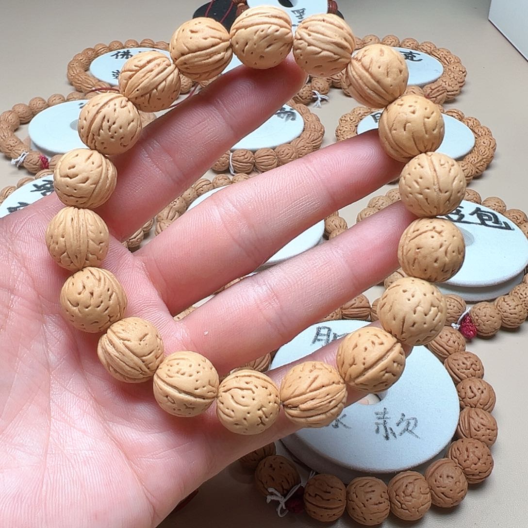 手串桃核1.4光头强