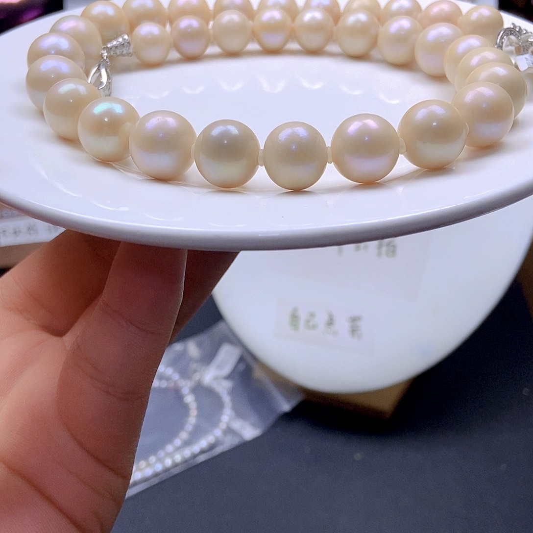 淡水珍珠合金颈饰心**方