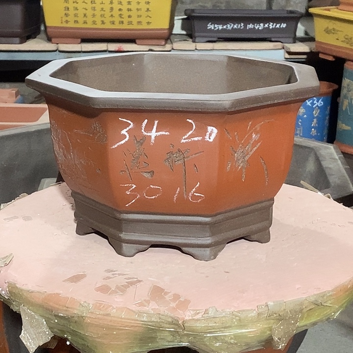 吴***伟宜兴紫砂花盆花盆