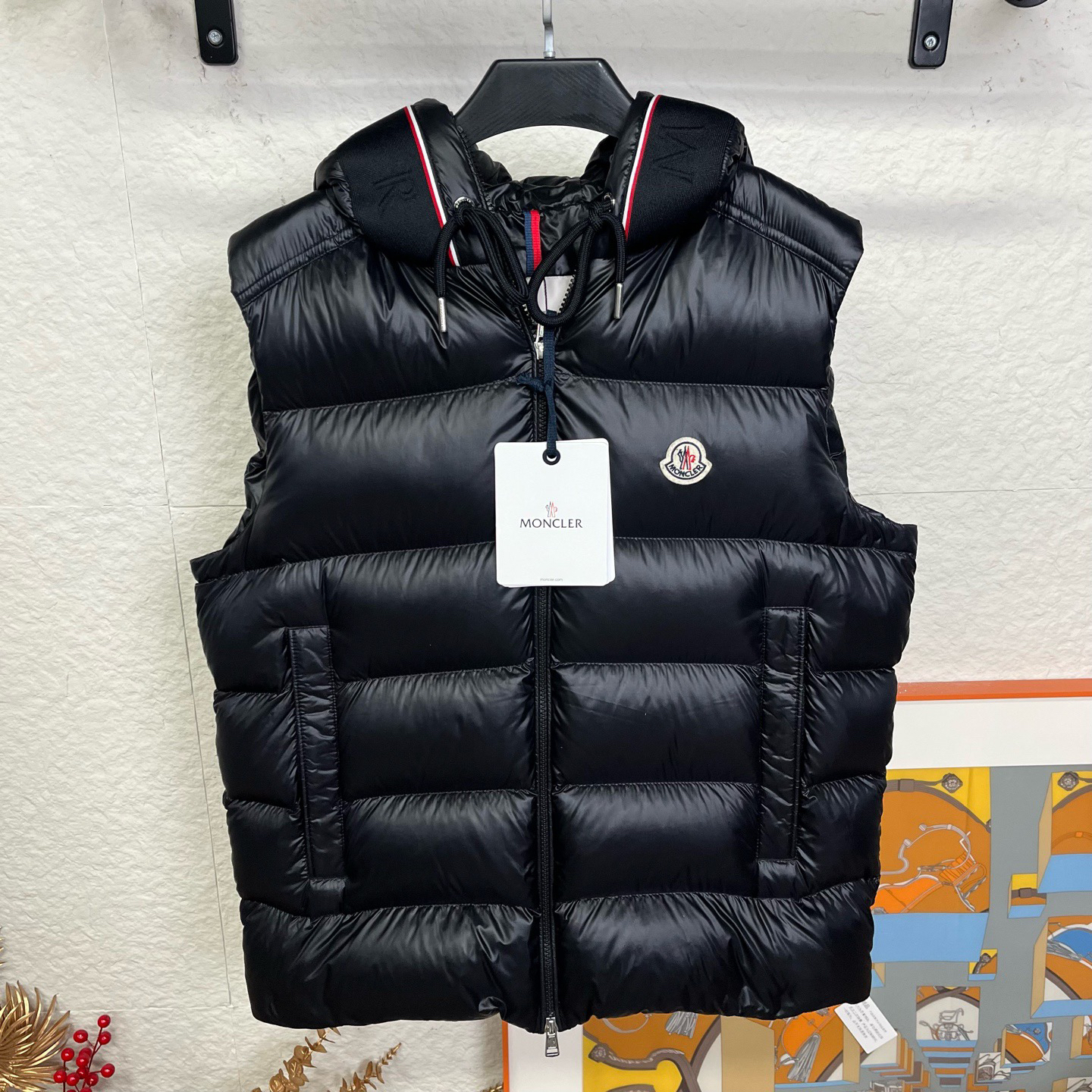 未使用 MONCLER FW23 滑雪季连帽马甲/3码/2512318