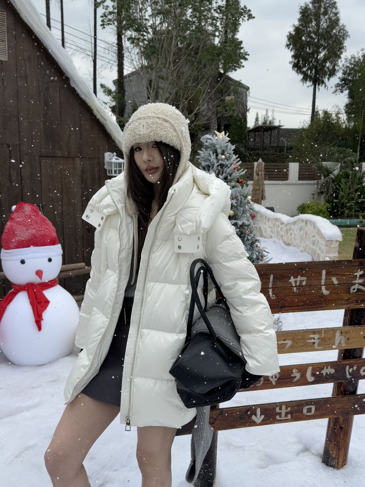 泡芙90%白鸭绒五防面料加厚连帽女士冬季中长款羽绒服