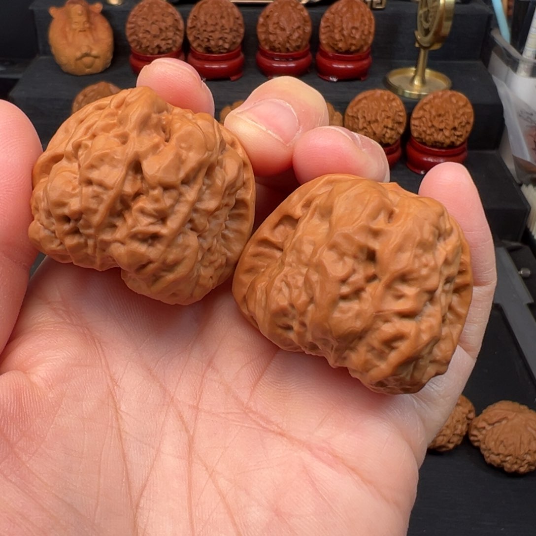 文玩核桃吊坠41蛤蟆头