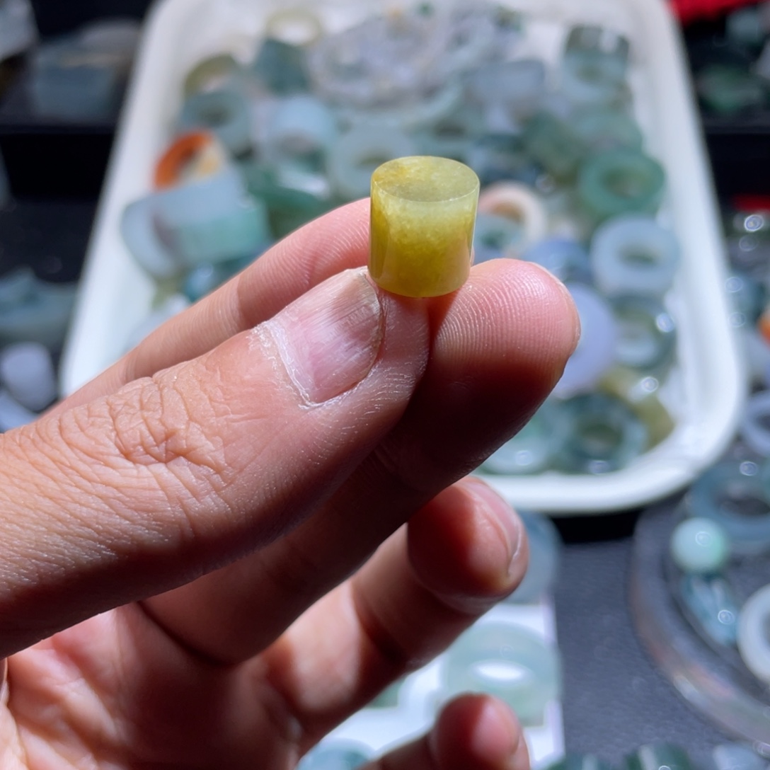 定制翡翠未镶嵌天然翡翠