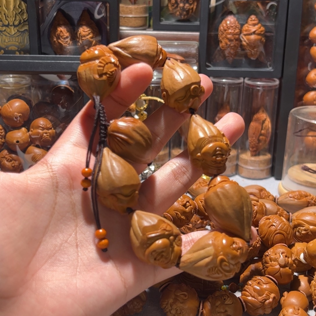 王***军橄榄核手串/手链包一财神