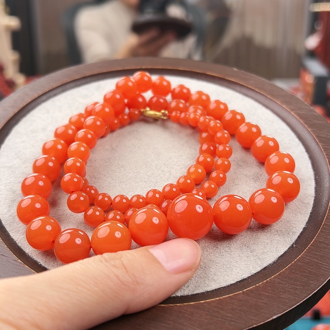 南红玛瑙手串未镶嵌