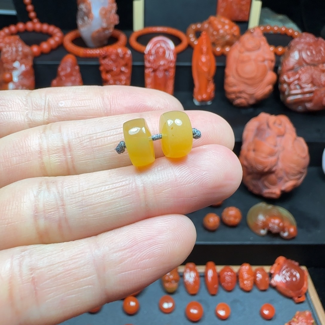 南红玛瑙挂件未镶嵌