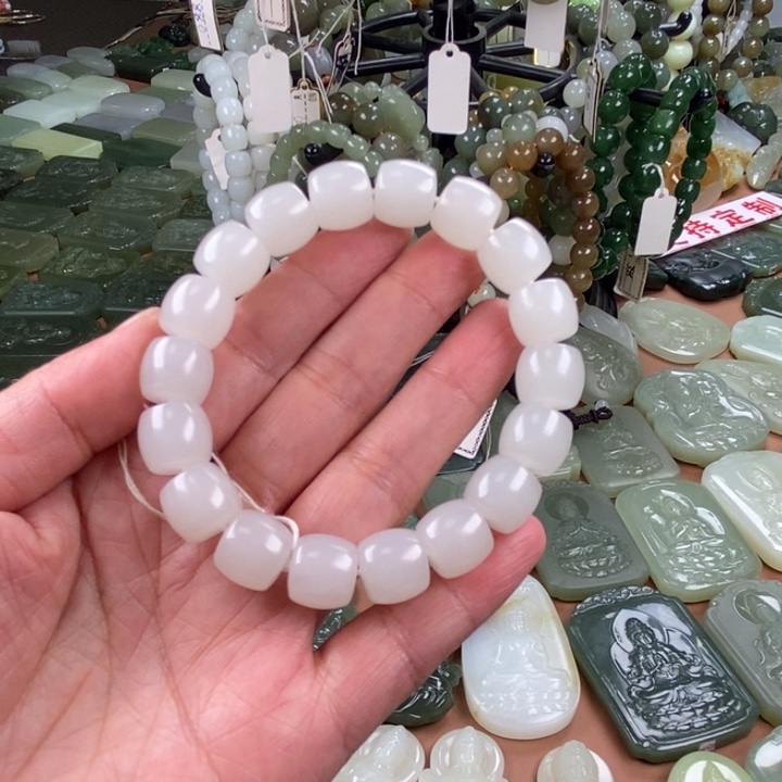 和田玉未镶嵌手链