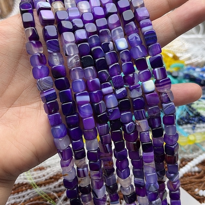 玛瑙/玉髓未镶嵌珠宝半成品一条7mm左右玛瑙方糖