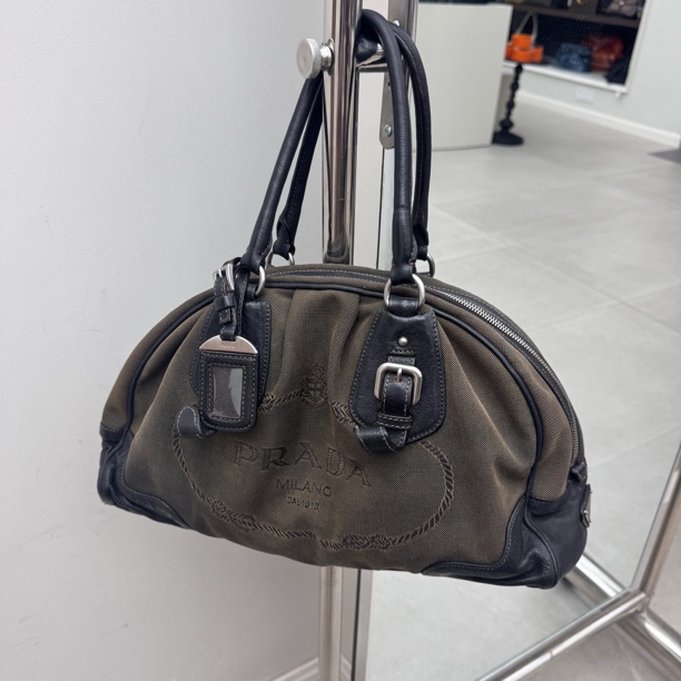 95新 Prada/普拉达 觅时/黑棕暗纹logo保龄球/118126