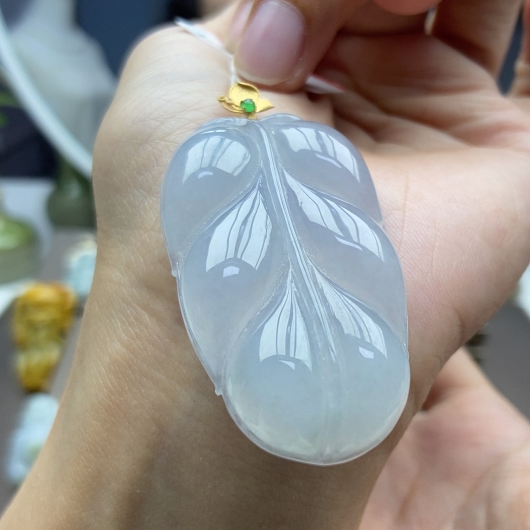 翡翠18K金镶嵌颈饰吊坠5