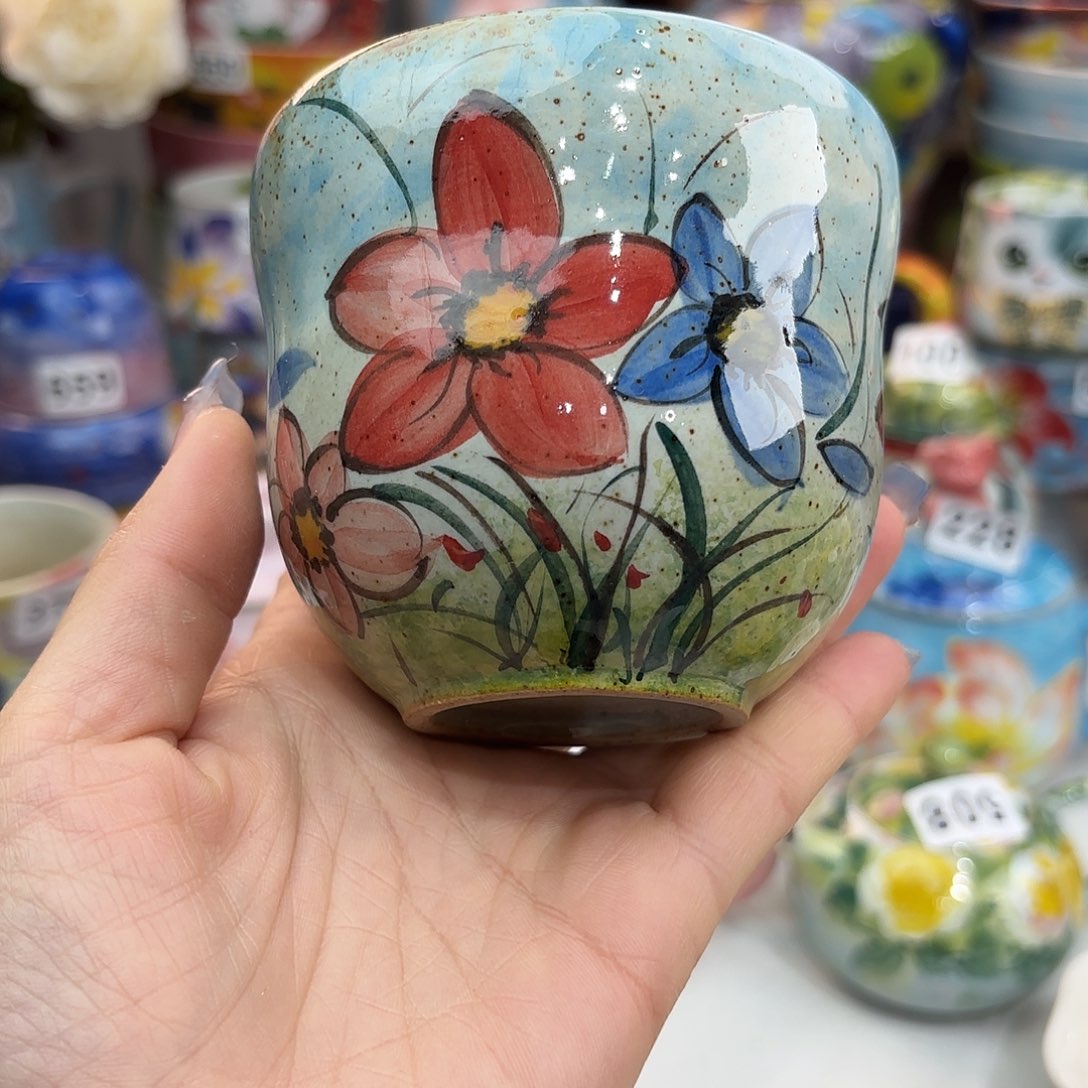 瓷片在干嘛我也要你抱呀