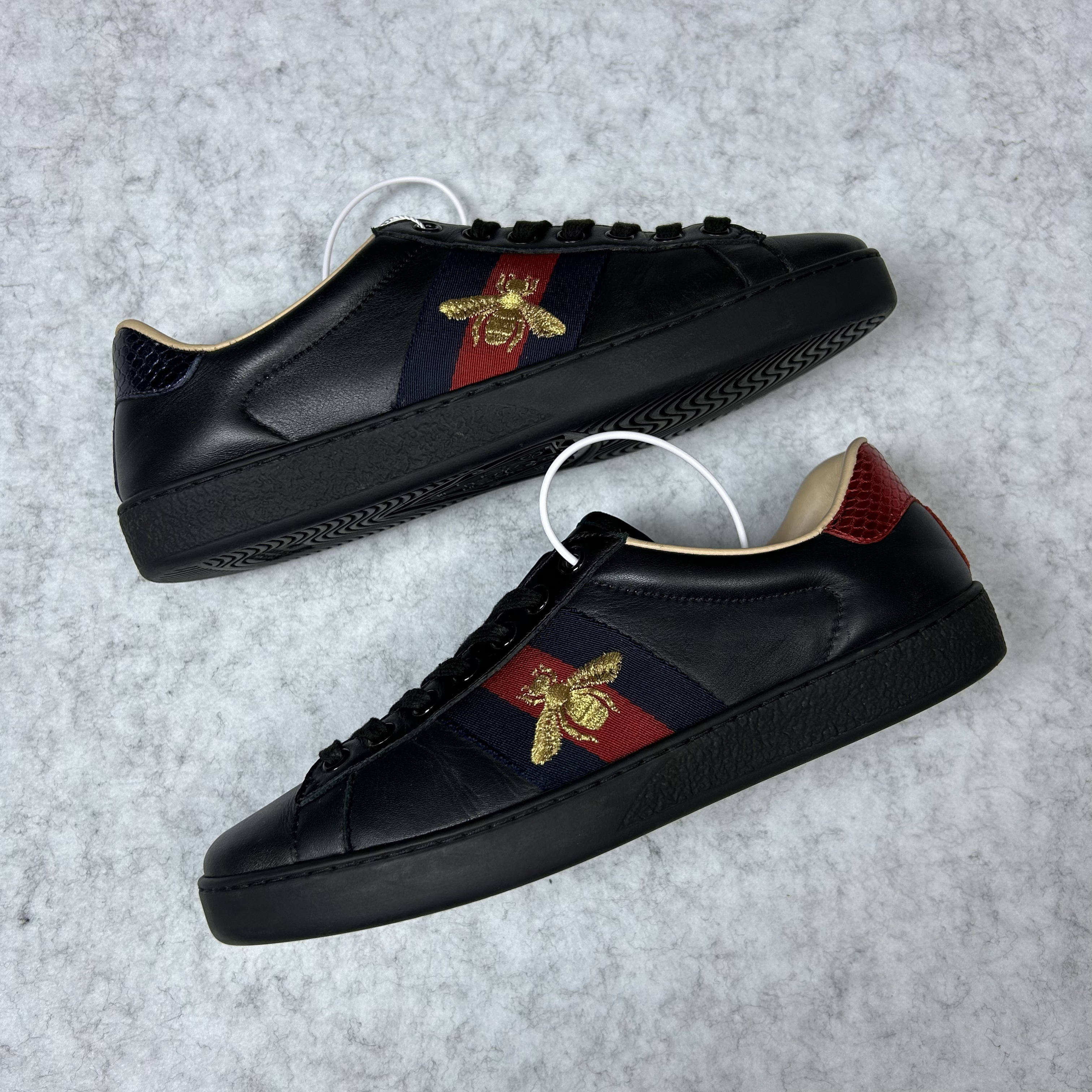 95新 GUCCI/古驰 多尺码黑色小蜜蜂刺绣无配件成色自定义