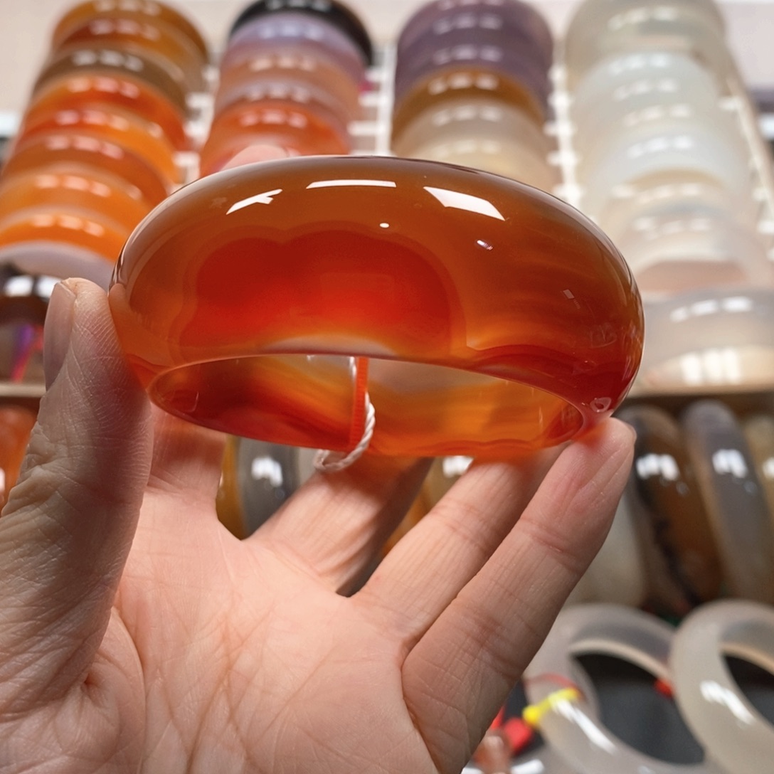 玛瑙/玉髓未镶嵌手镯