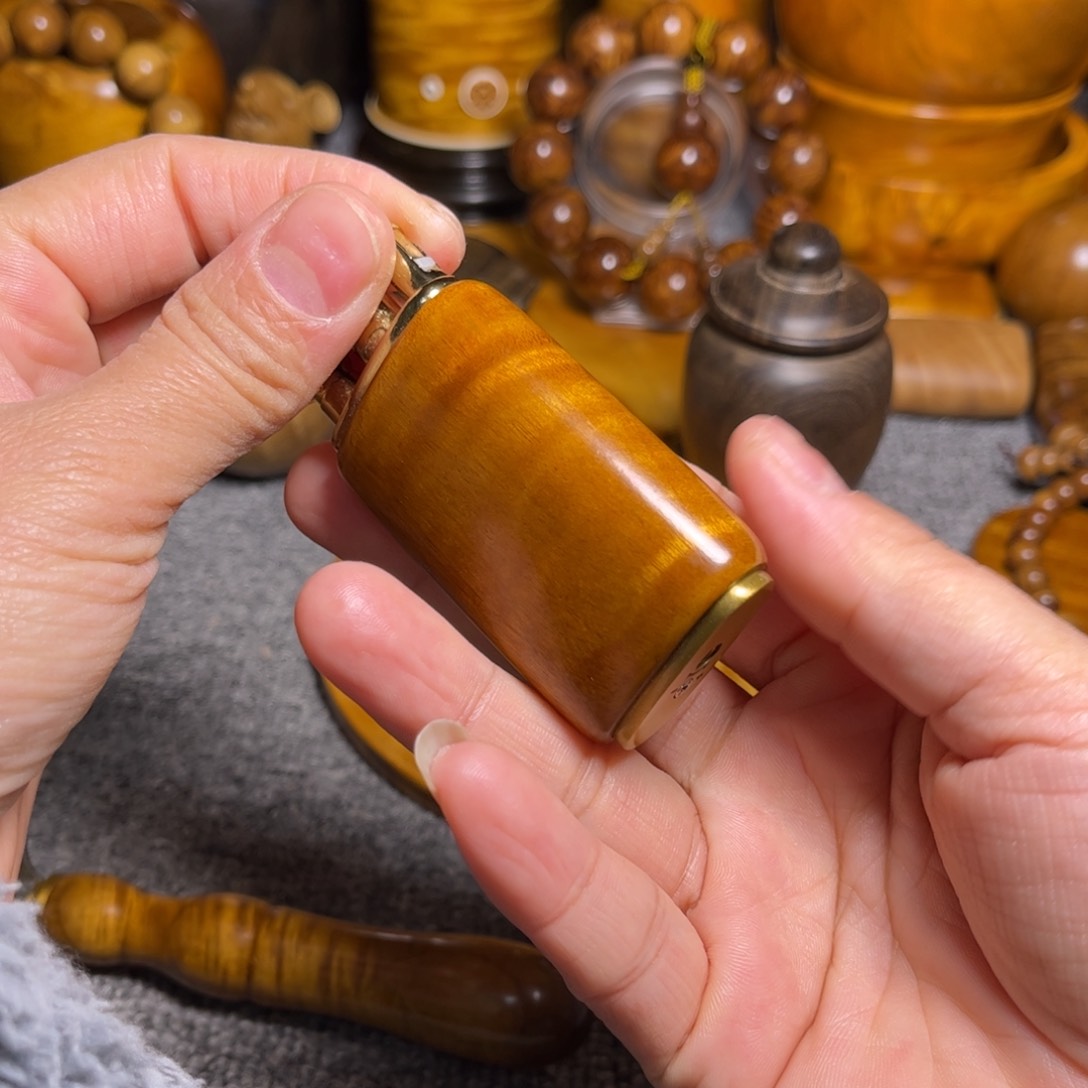 金丝楠福利充气打火机