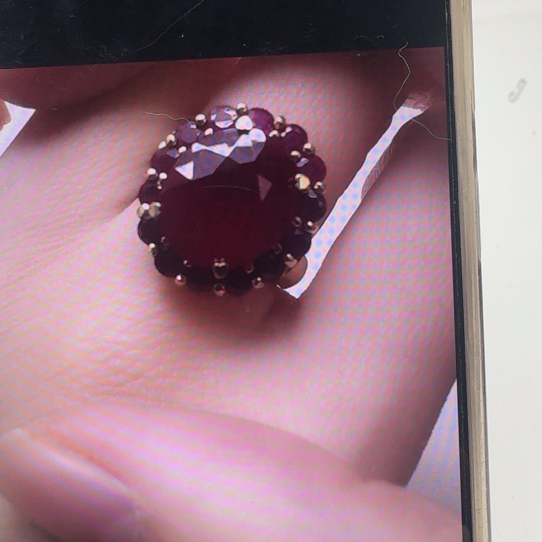 佳***宝红宝石未镶嵌戒指