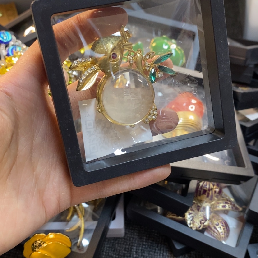 莎****琉璃铜合金合金兔子