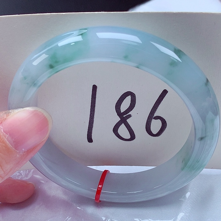 翡翠未镶嵌手镯翡翠