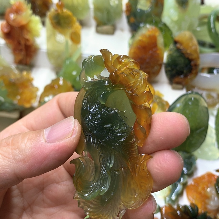 蛇纹石玉珠宝半成品未镶嵌