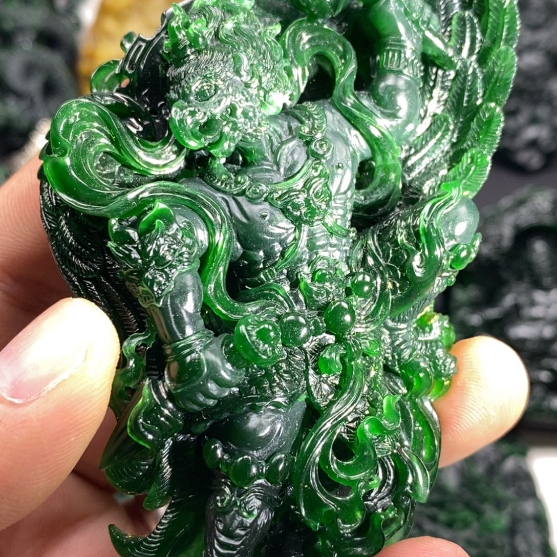 定制翡翠未镶嵌天然翡翠A货雷震子