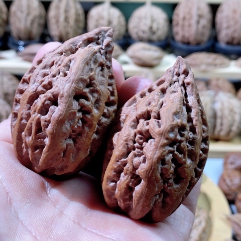 文玩核桃把件对歪鹰嘴