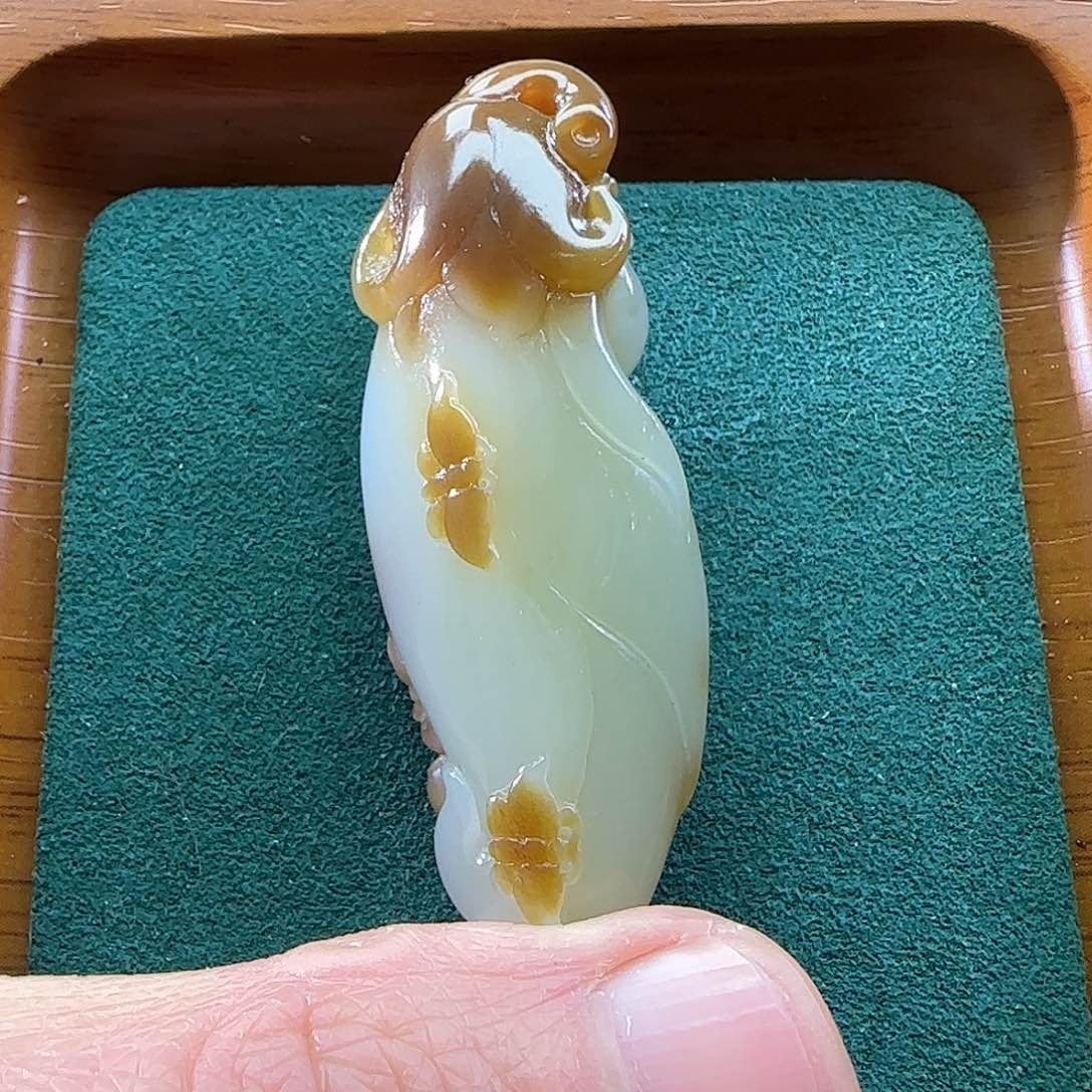 和田玉（糖玉）颈饰未镶嵌