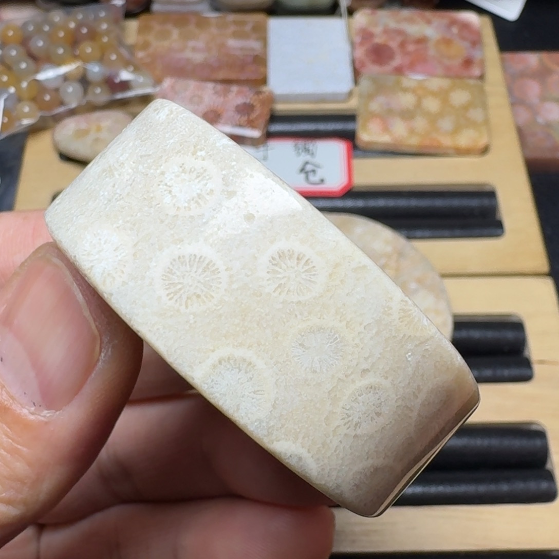 硅化玉纯天然色有机玉石手镯芯未镶嵌