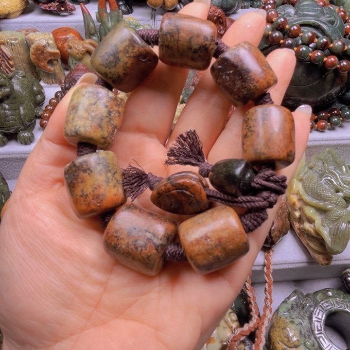 岫岩河磨玉（透闪石质玉）手串未镶嵌简*单