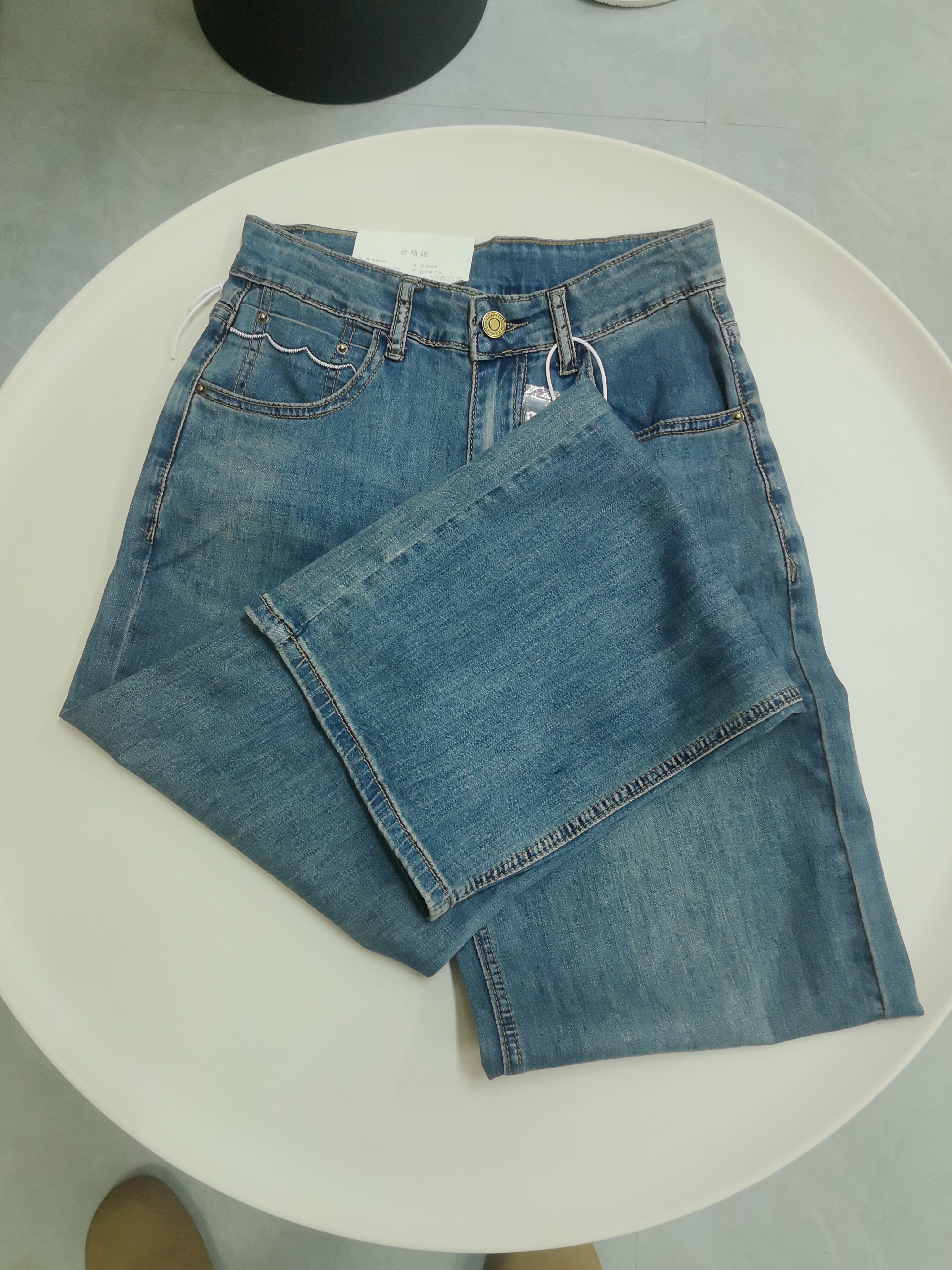 时尚简约牛仔裤  6777