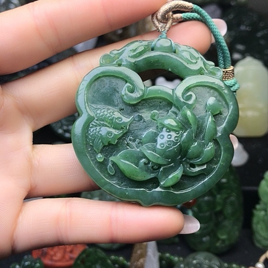 和田玉（碧玉）未镶嵌挂件