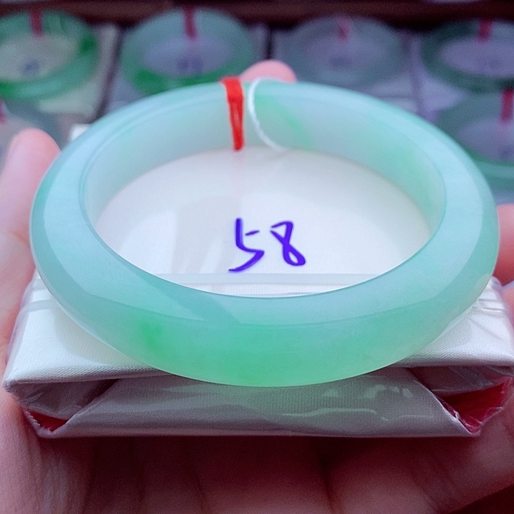 翡翠未镶嵌手镯0621-58圈口 甜阳绿 厚装