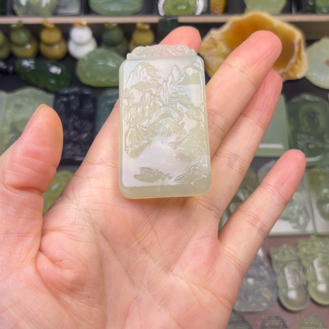 蛇纹石玉未镶嵌吊坠(赠链)