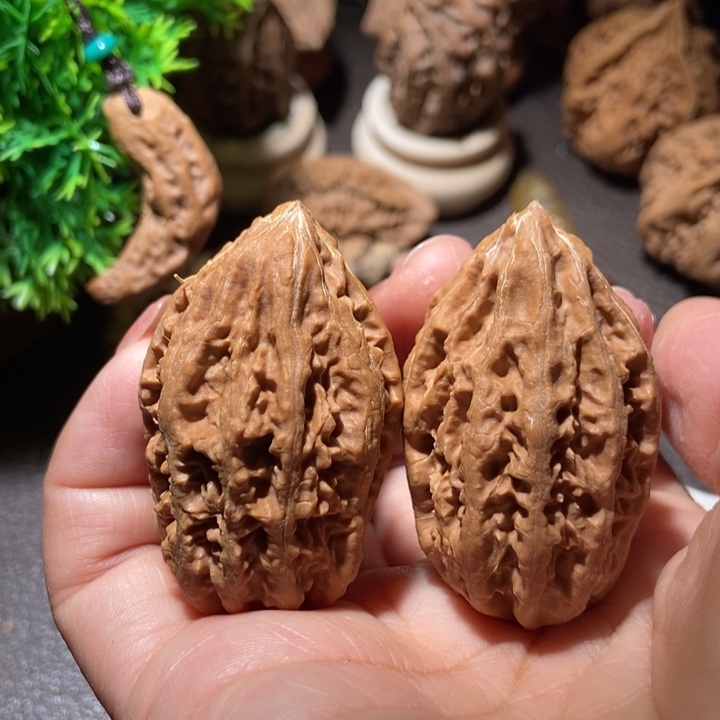 把件文玩核桃东北楸子小雪41