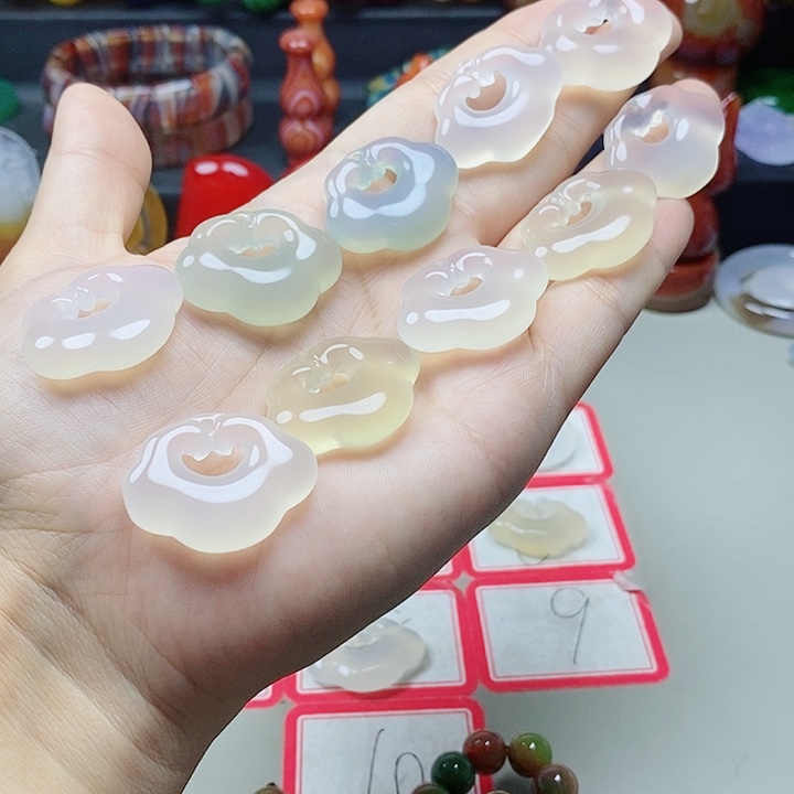 未镶嵌吊坠(不含链)玛瑙/玉髓言*玉