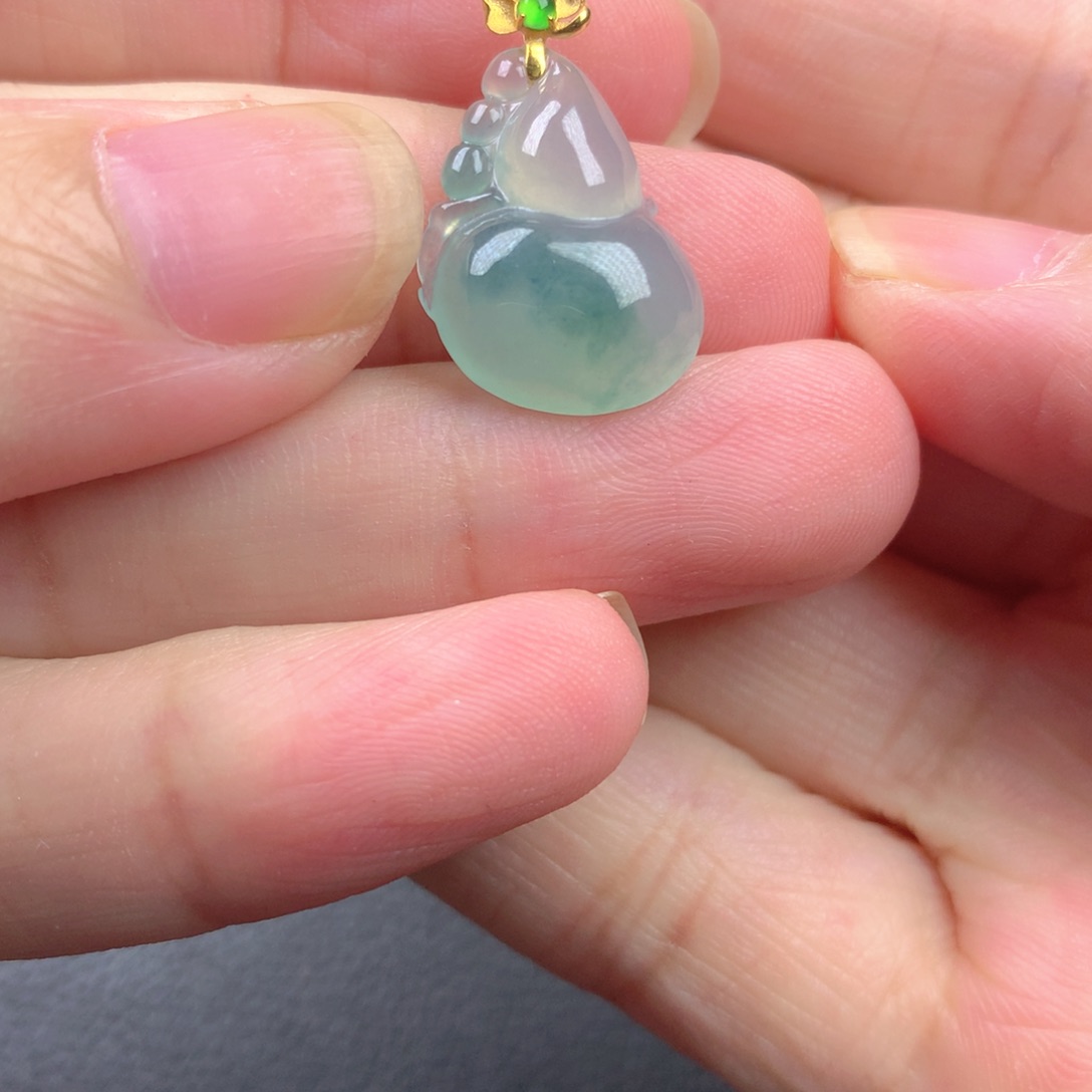 【闪购商品】颈饰18K金镶嵌翡翠翡翠