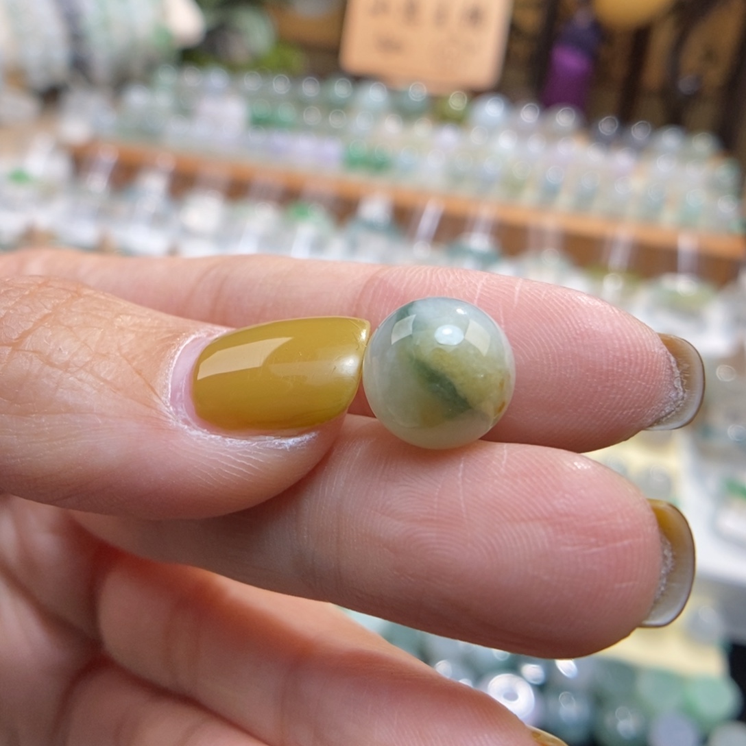 翡翠未镶嵌颈饰11.2向日葵