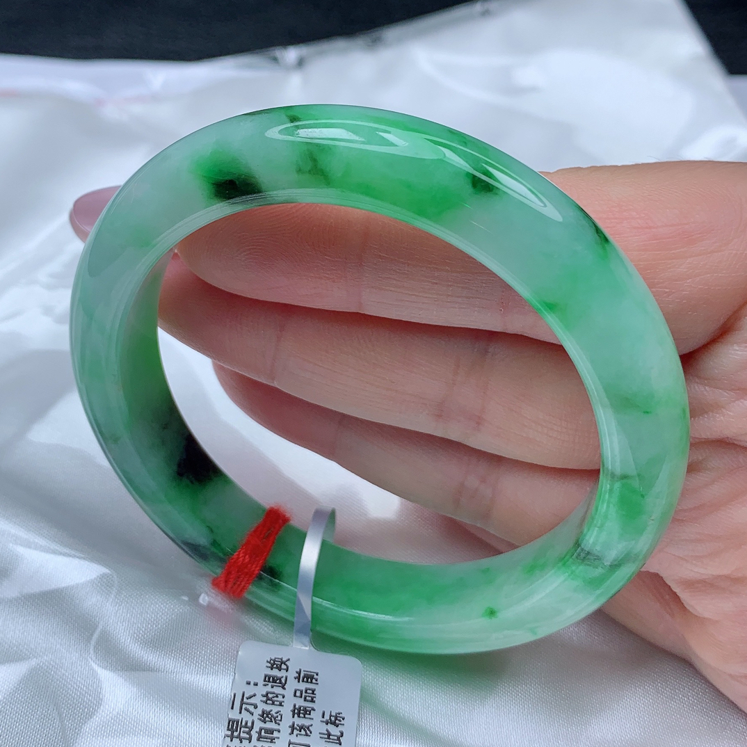 正品缅甸天然A货翡翠细糯种辣色阳绿色泥鳅背显贵气55圈