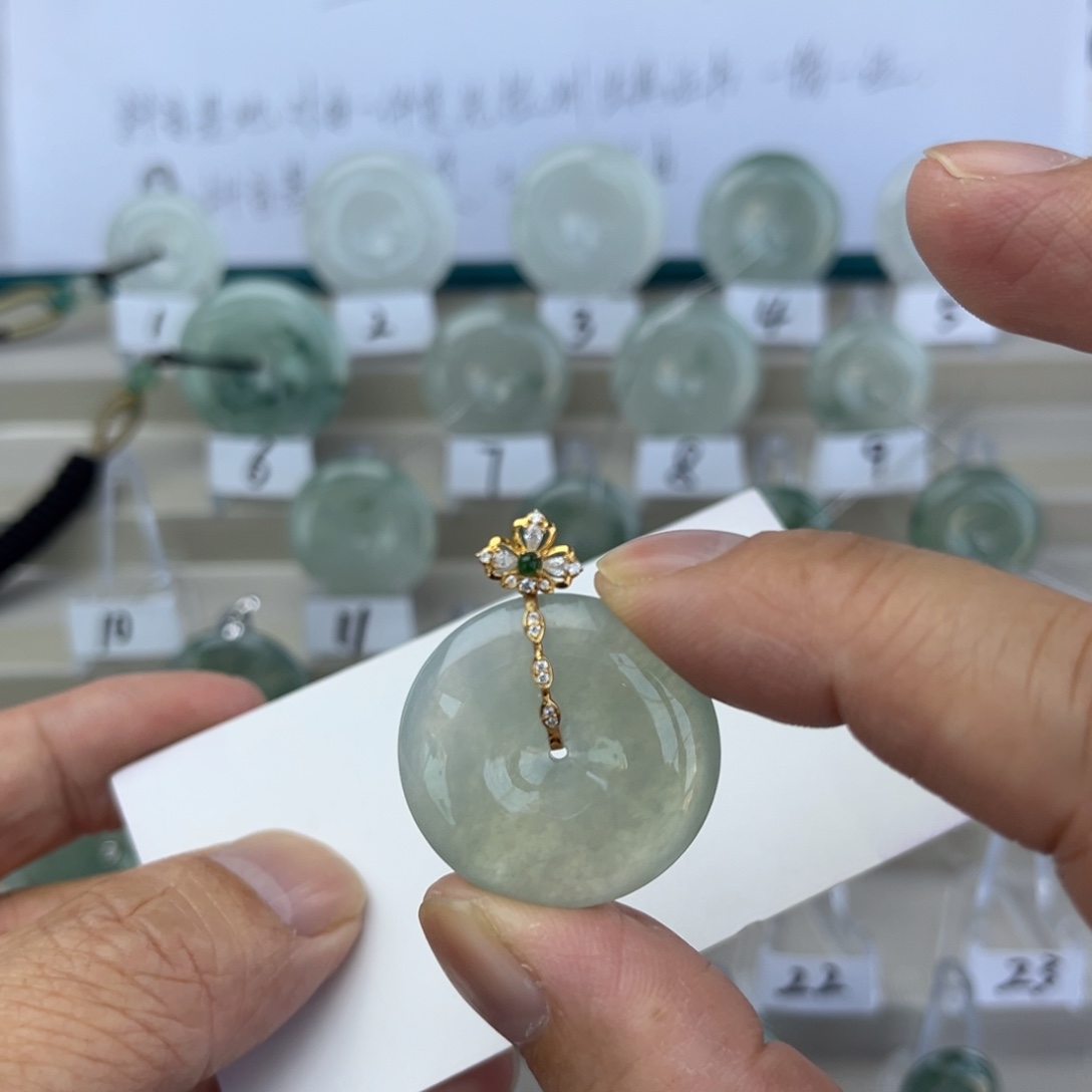 翡翠未镶嵌颈饰天然缅甸翡翠A货平安扣28.7*6.1