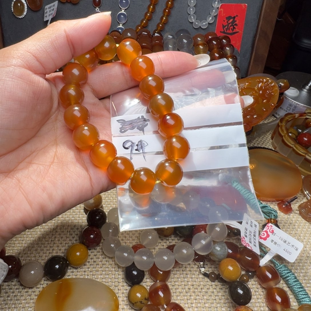 玛瑙/玉髓合金颈饰?****由9