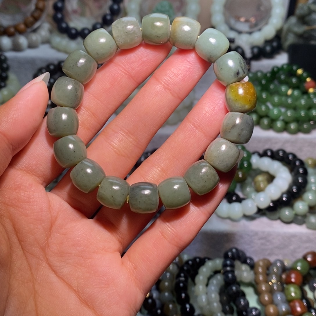 和田玉未镶嵌手链