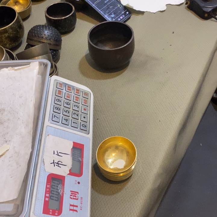 莫***巍888888888888888888888888