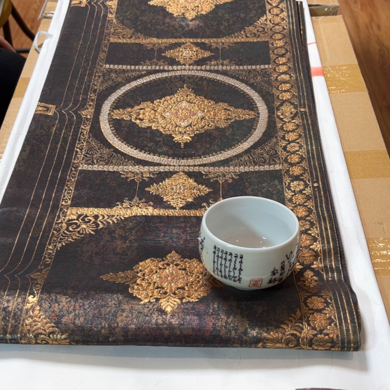 【闪购商品】小*陶瓷马克杯带盖勺