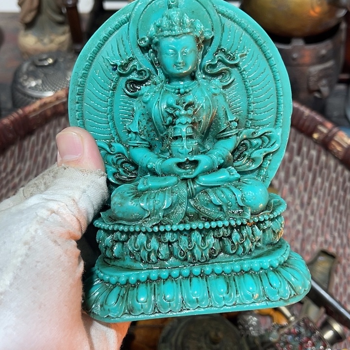 君***言陶我也不知道我在想