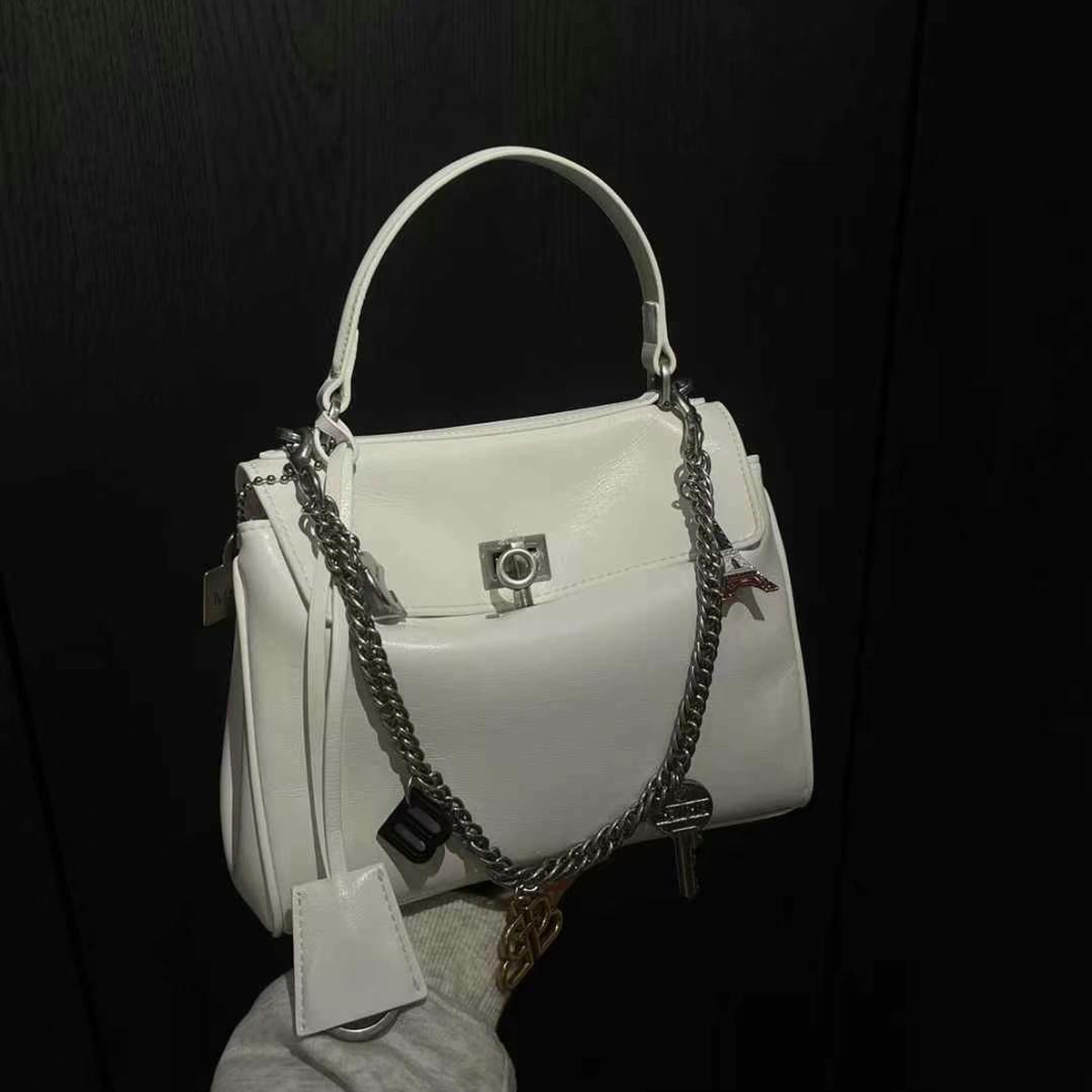 M71528大容量时尚百搭凯丽手提链条包女2025新款高级感单肩斜挎包