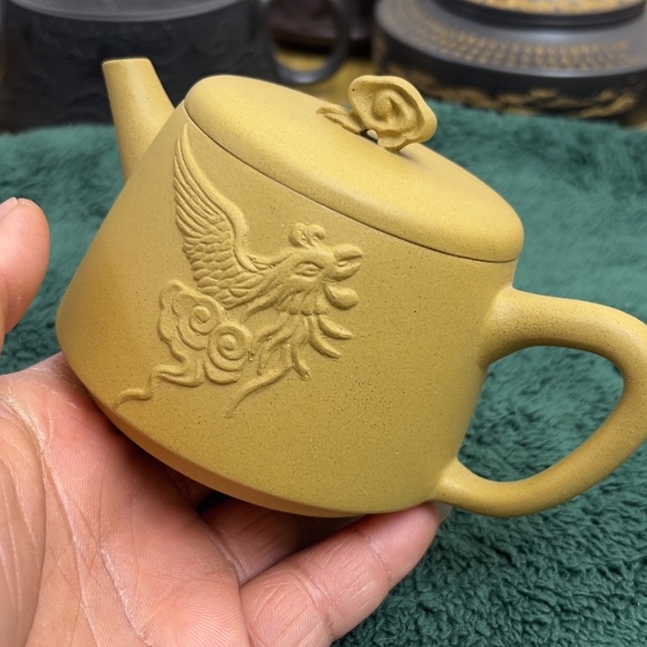 紫砂茶壶完美无暇