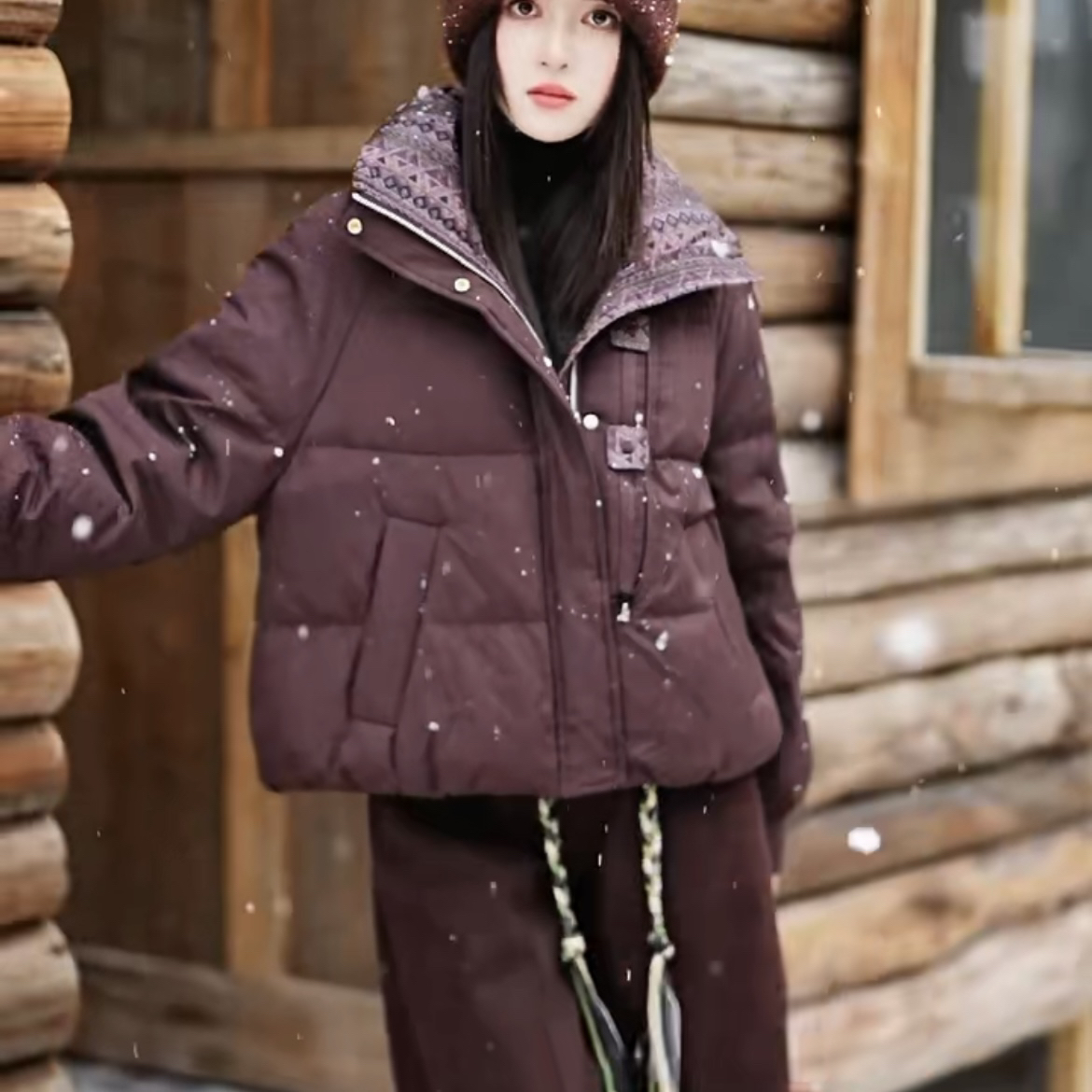 《沐瑶精选》冬季新款韩版立领复古风短款羽绒外套女