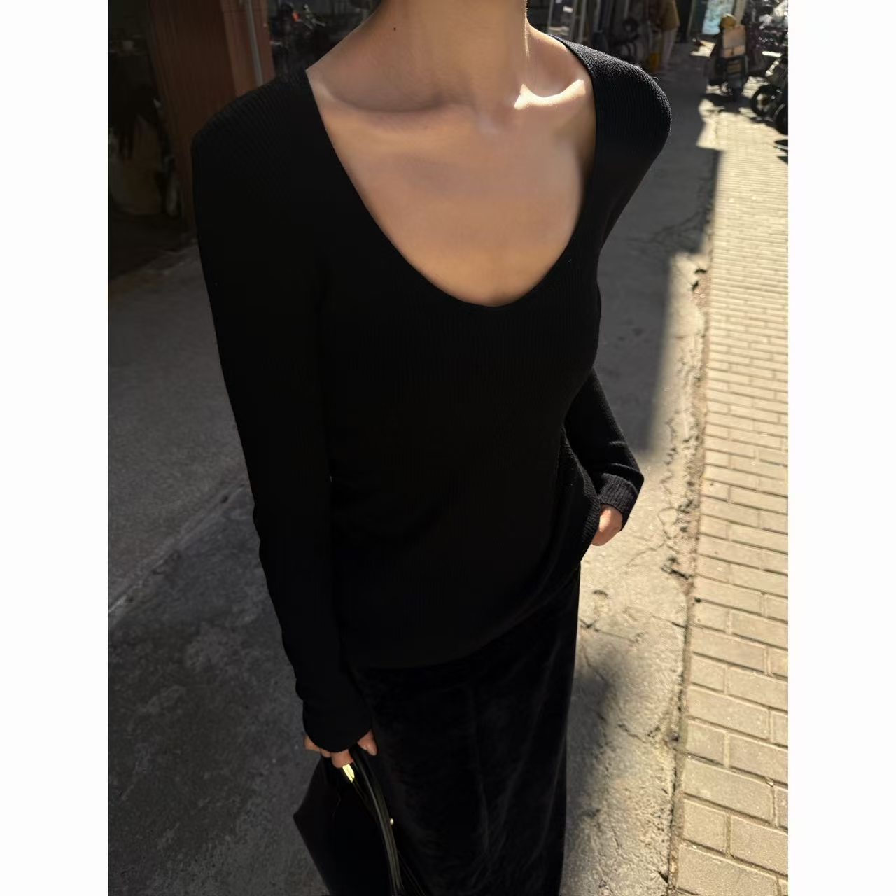 FIINAL《魔鬼内搭》修身显瘦打底针织衫