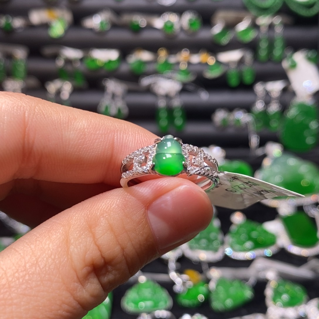 翡翠戒指银S925镶嵌天然翡翠