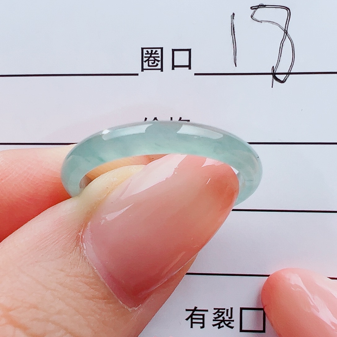 翡翠未镶嵌戒指戒指