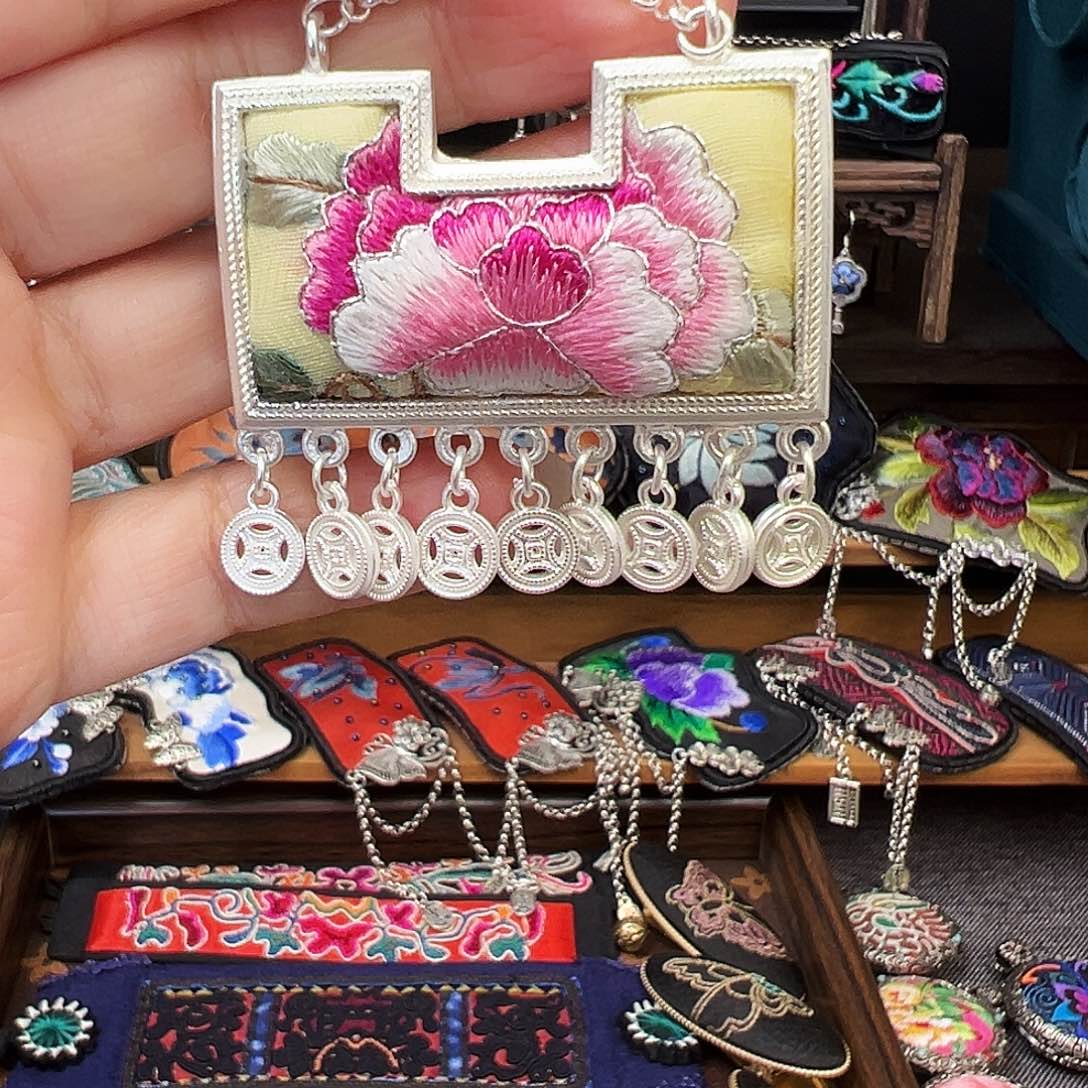 织绣手工刺绣工艺品
